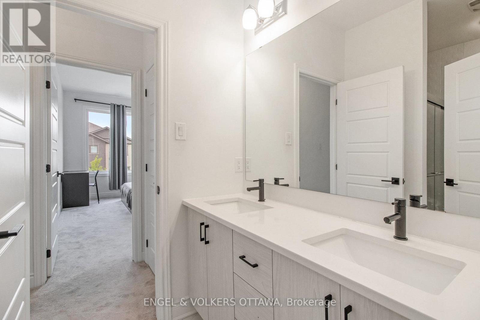 1031 Curraglass Walk, Ottawa, Ontario  K2S 3A4 - Photo 21 - X13577114