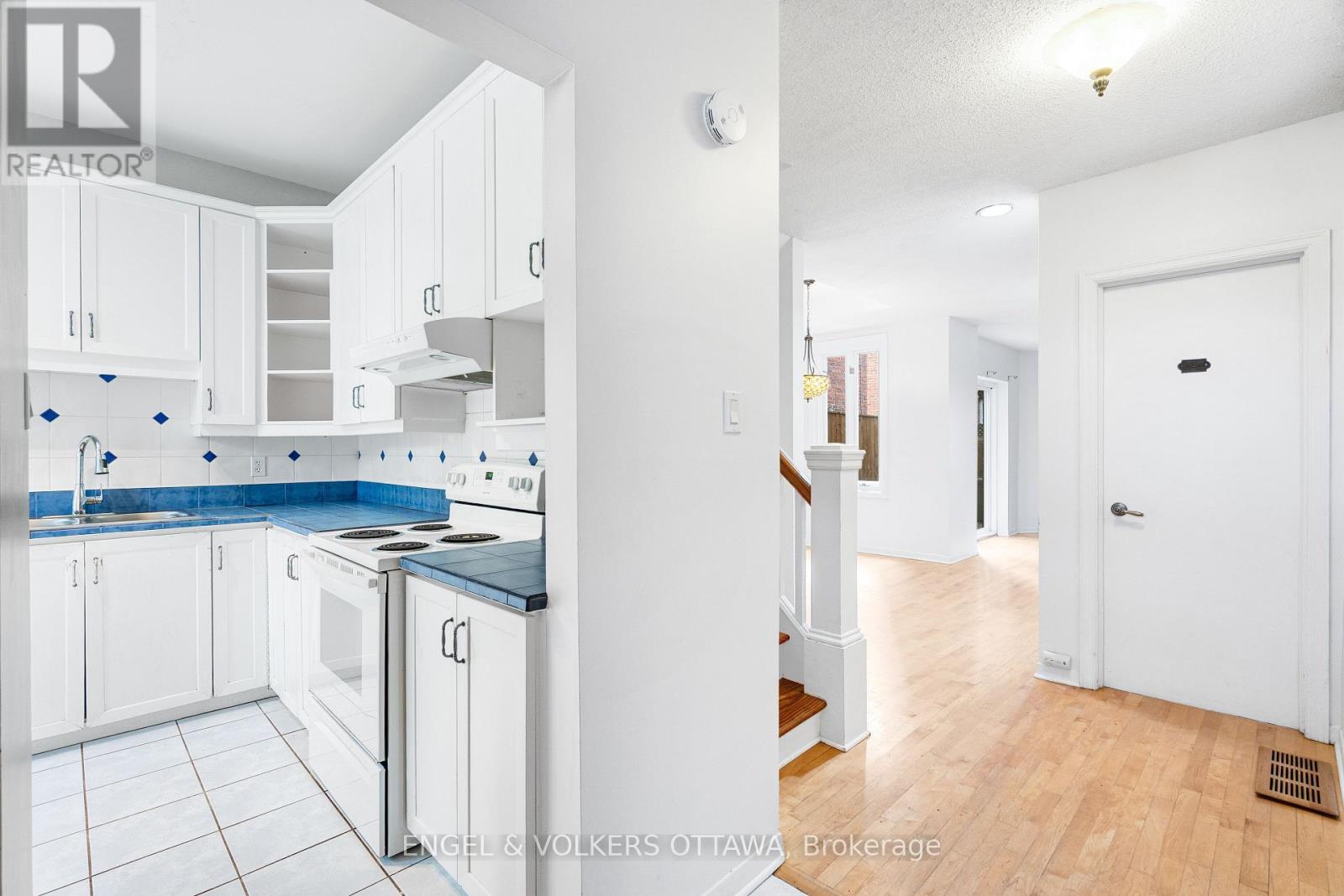 293 Somerset Street E, Ottawa, Ontario  K1N 6V9 - Photo 13 - X13577222