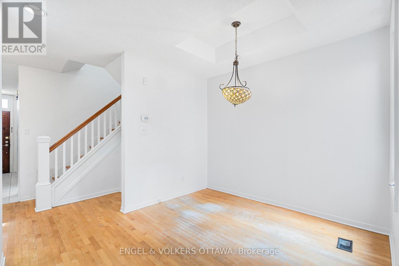 293 Somerset Street E, Ottawa, Ontario  K1N 6V9 - Photo 16 - X13577222