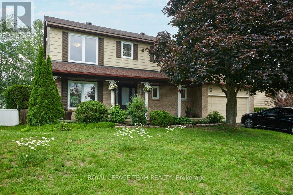 332 Liard Street, Ottawa, Ontario  K2S 1J8 - Photo 1 - X13577322