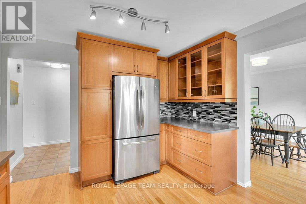 332 Liard Street, Ottawa, Ontario  K2S 1J8 - Photo 10 - X13577322