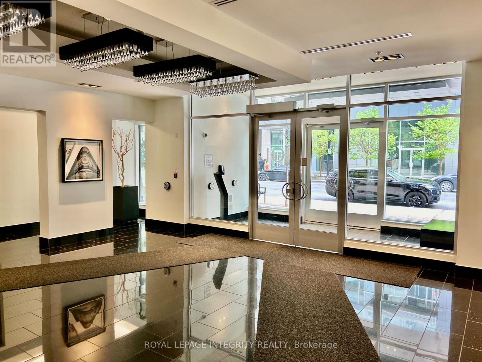 420 - 101 Richmond Road, Ottawa, Ontario  K1Z 0A6 - Photo 3 - X13577330
