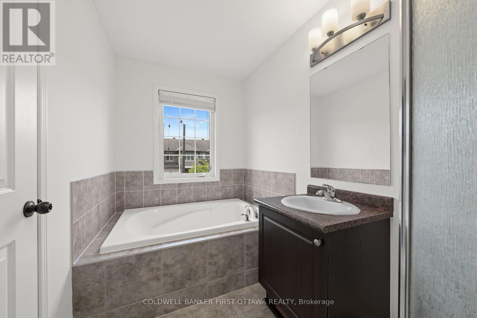416 Haresfield Court, Ottawa, Ontario  K4M 0E2 - Photo 19 - X13577406