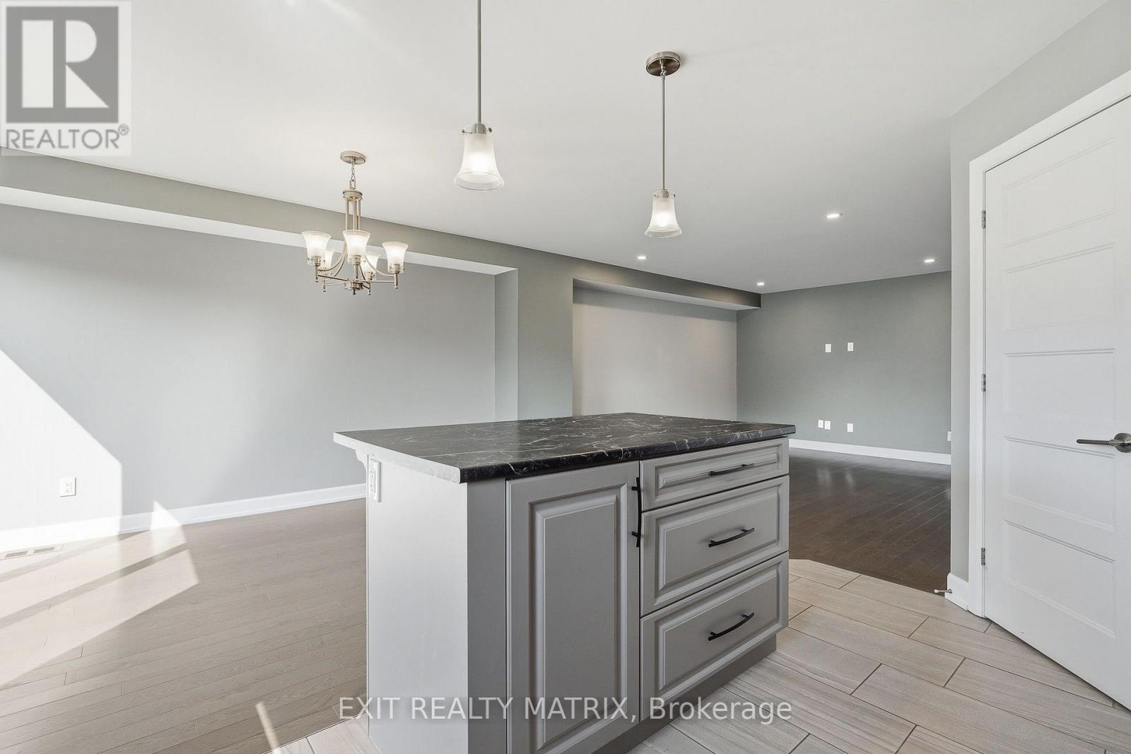308 Belfort Street, Russell, Ontario  K0A 1W0 - Photo 14 - X13577446
