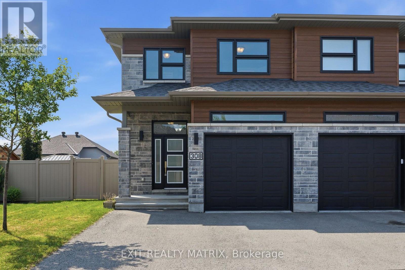 308 Belfort Street, Russell, Ontario  K0A 1W0 - Photo 2 - X13577446