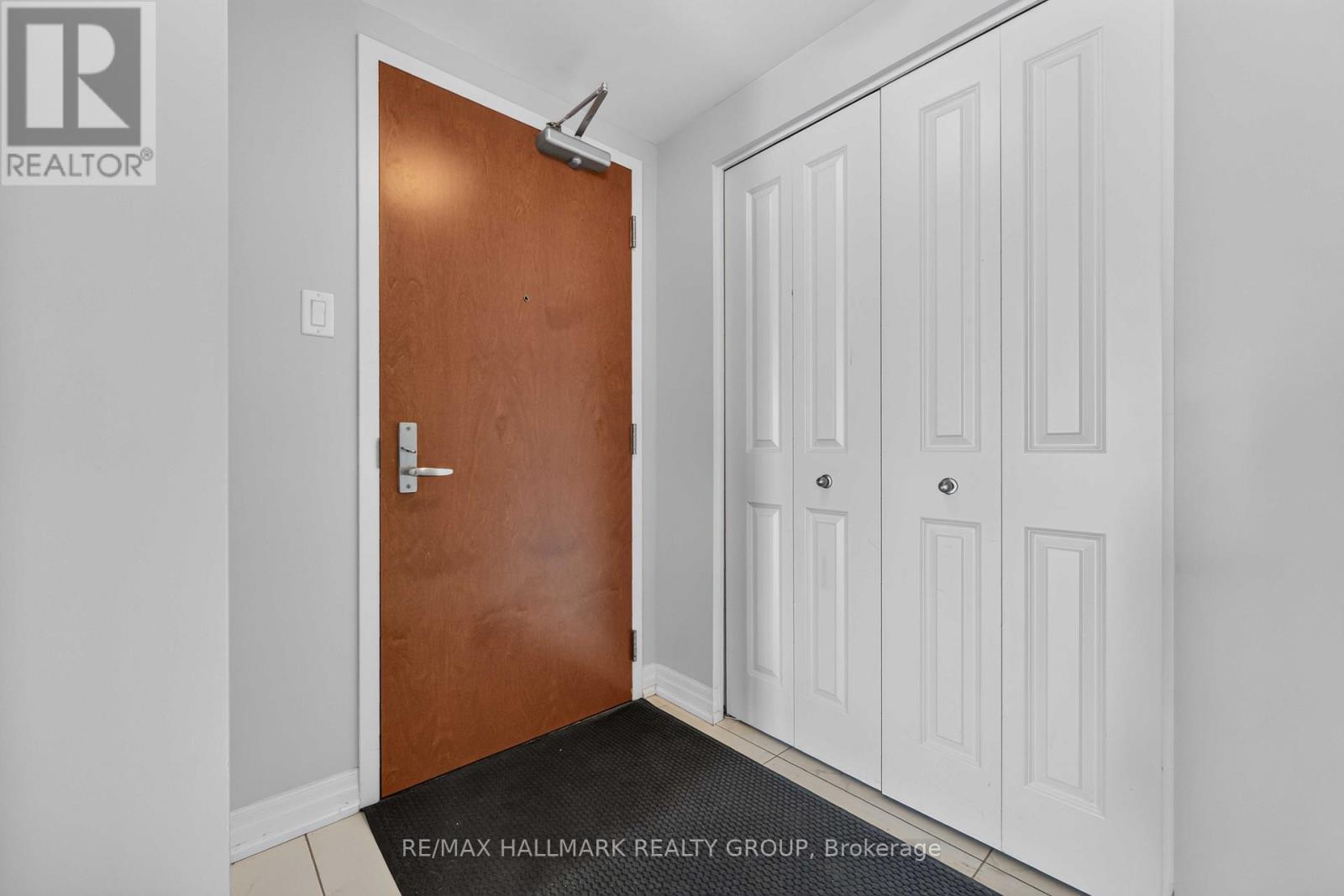 1701 - 195 Besserer Street N, Ottawa, Ontario  K1N 0B6 - Photo 5 - X13577524