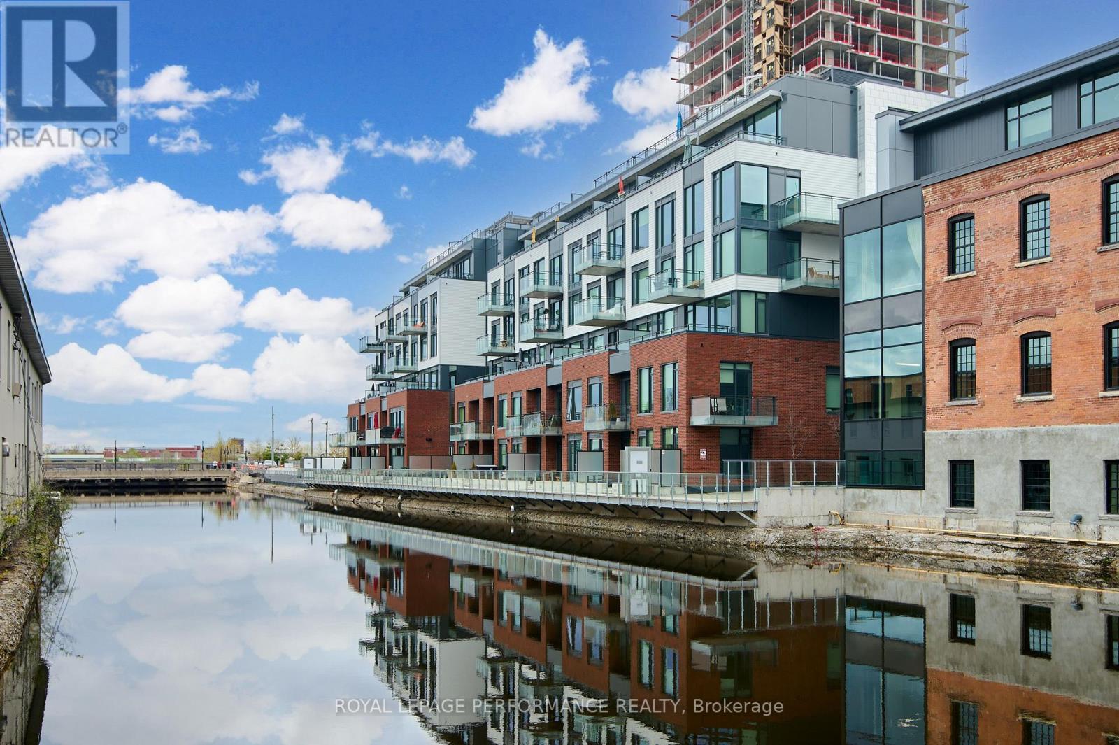 317 - 320 Miwate Private, Ottawa, Ontario  K1R 0E1 - Photo 2 - X13577650