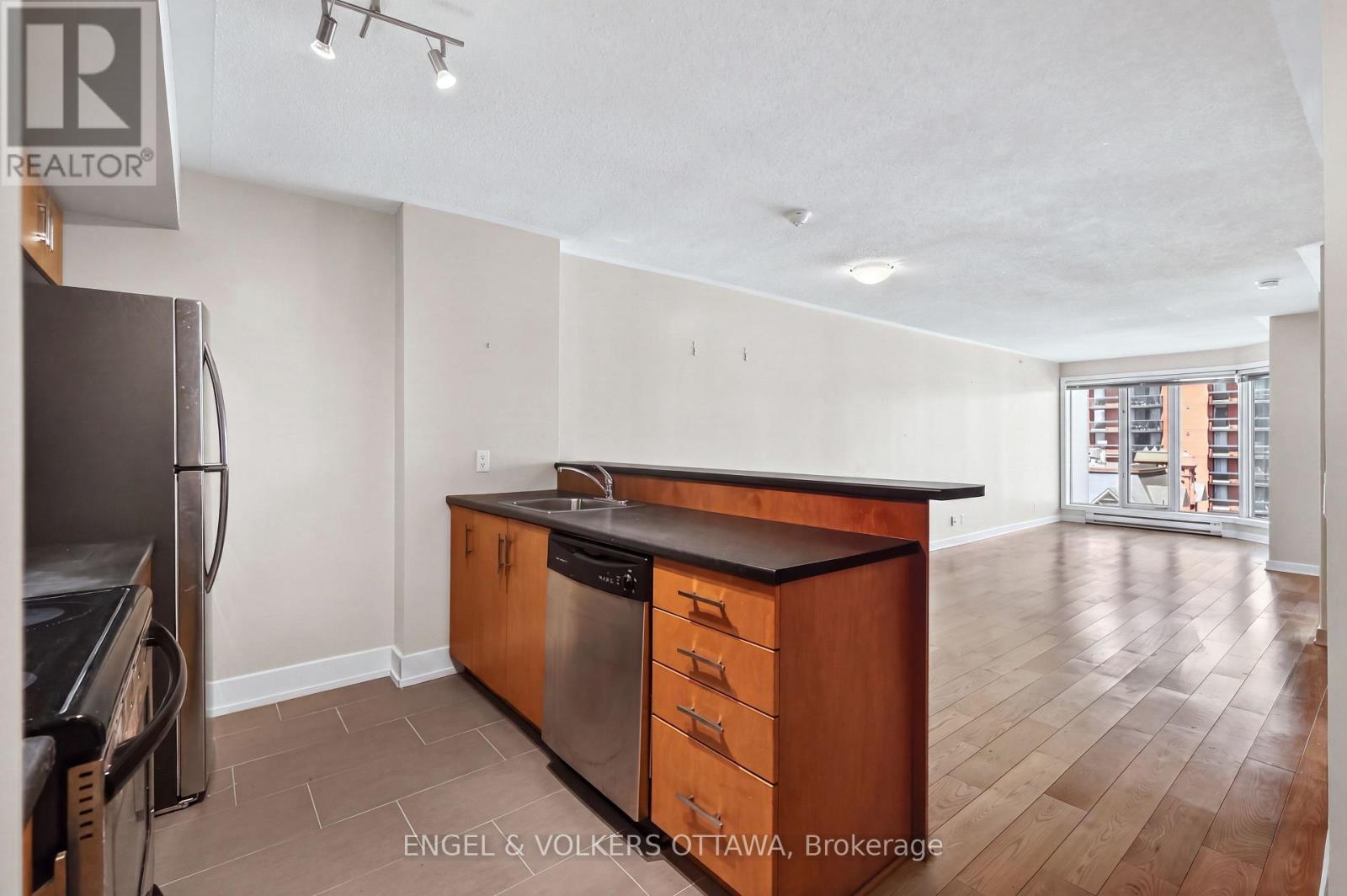 604 - 138 Somerset Street W, Ottawa, Ontario  K2P 0A3 - Photo 8 - X13577742