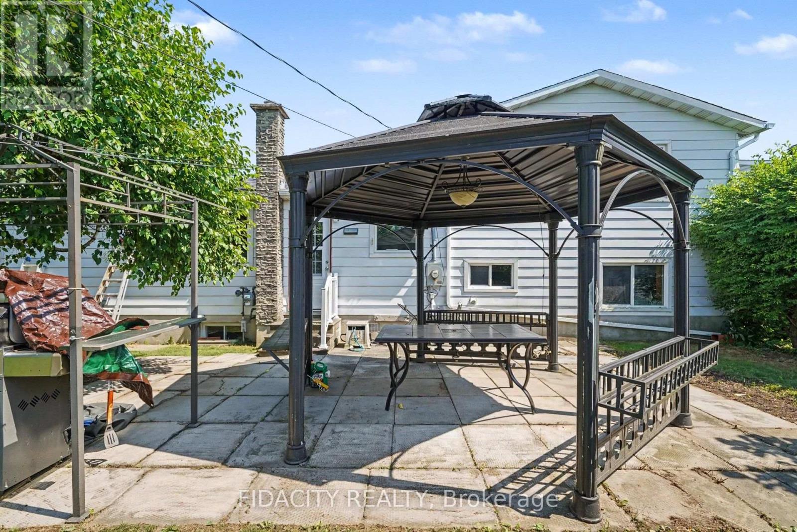 18 Ross Street, Smiths Falls, Ontario  K7A 4V6 - Photo 25 - X13577750