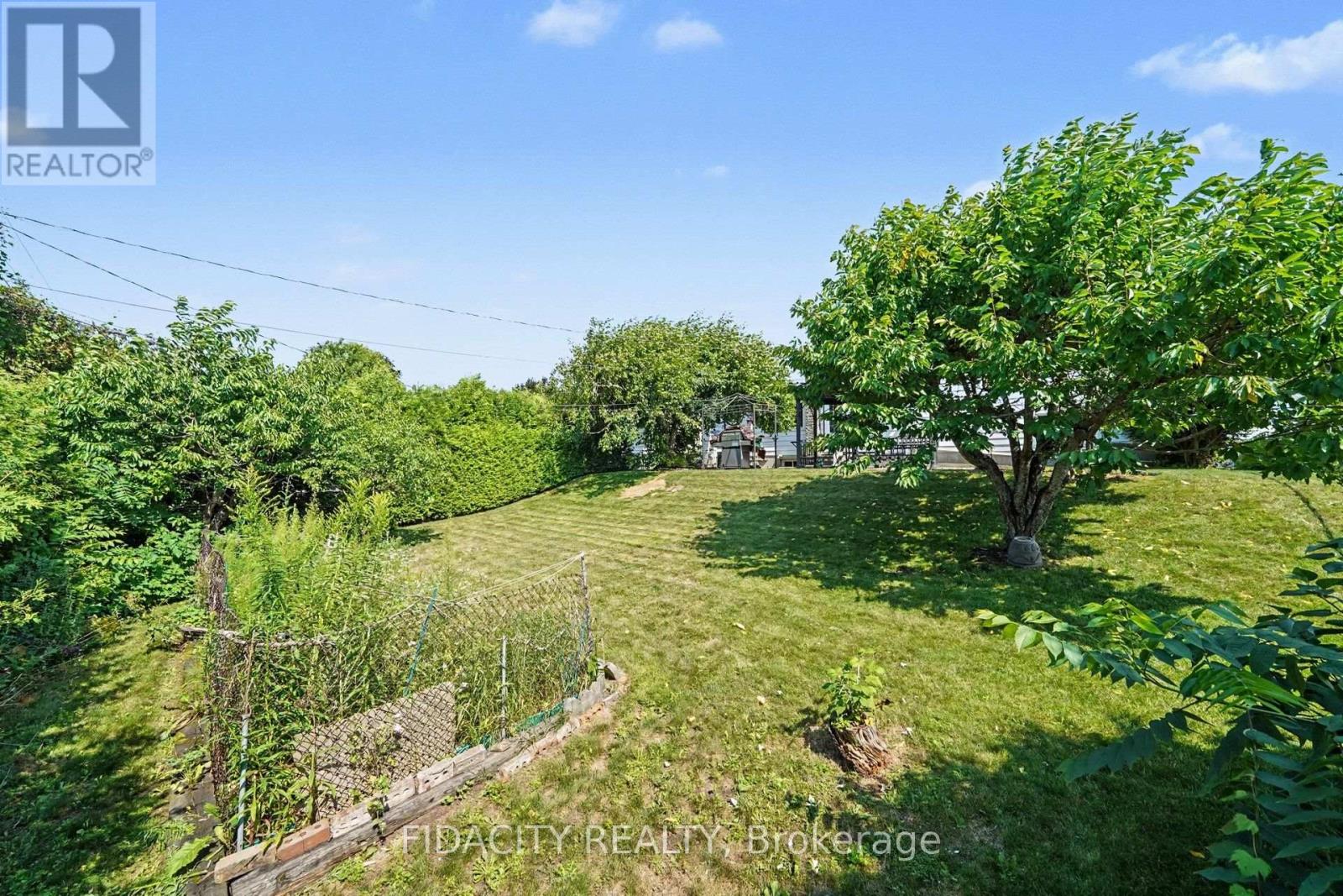 18 Ross Street, Smiths Falls, Ontario  K7A 4V6 - Photo 27 - X13577750
