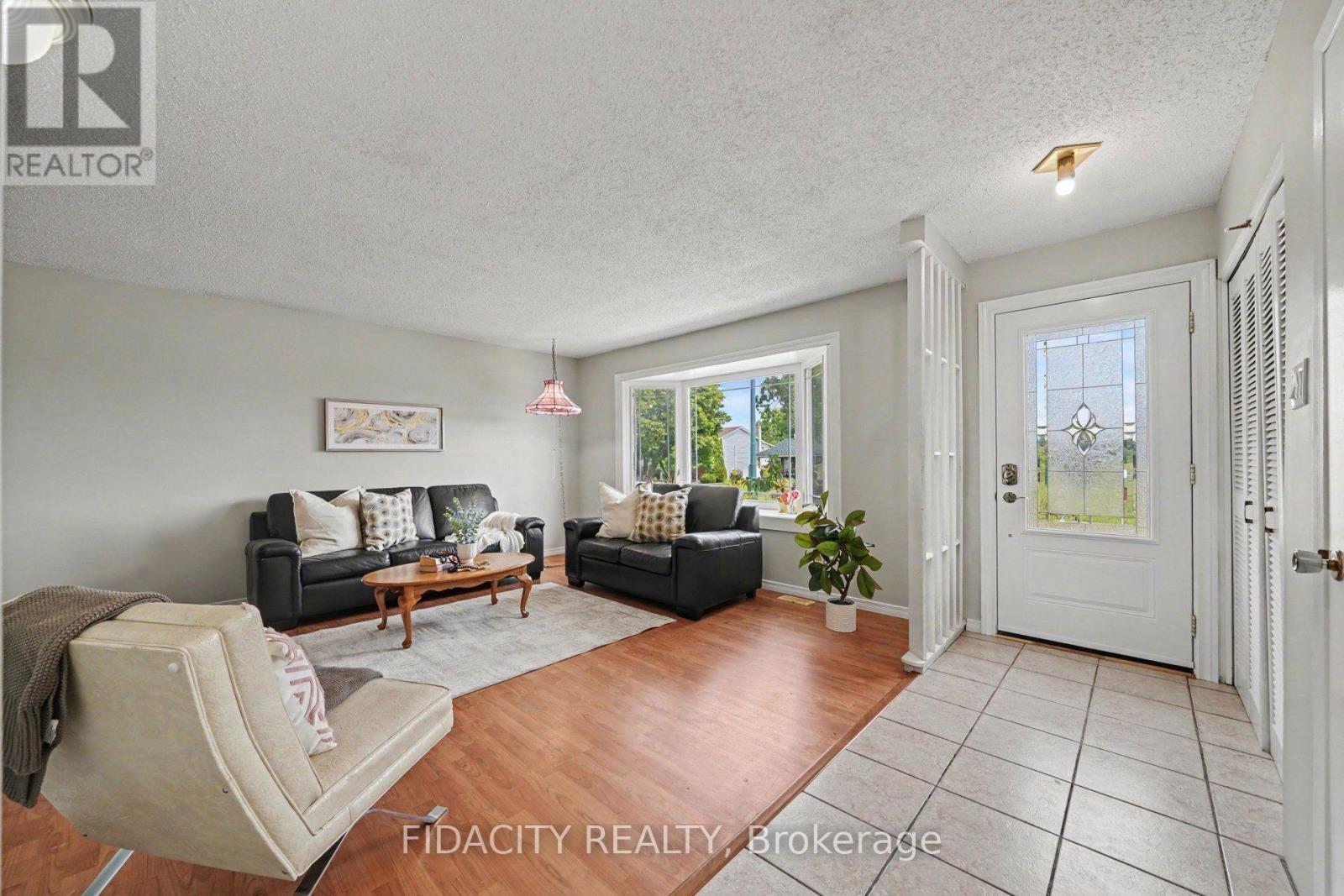 18 Ross Street, Smiths Falls, Ontario  K7A 4V6 - Photo 4 - X13577750