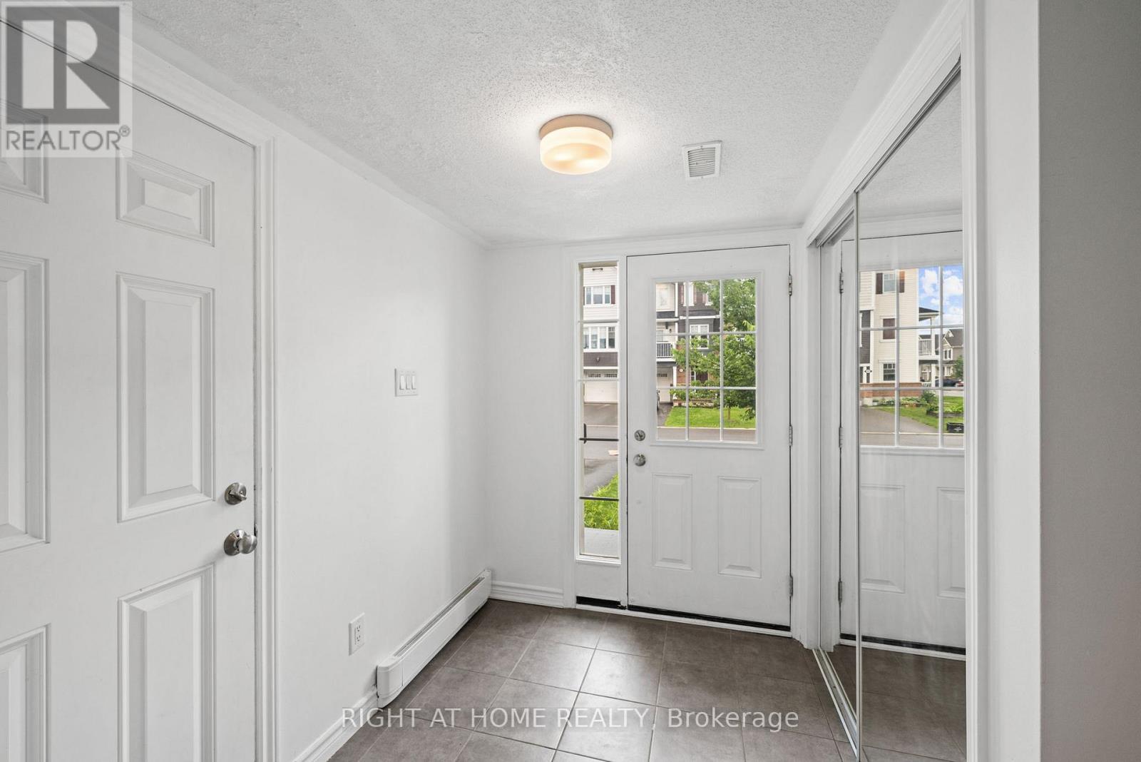 403 Gerardia Lane, Ottawa, Ontario  K4A 1C7 - Photo 3 - X13577928