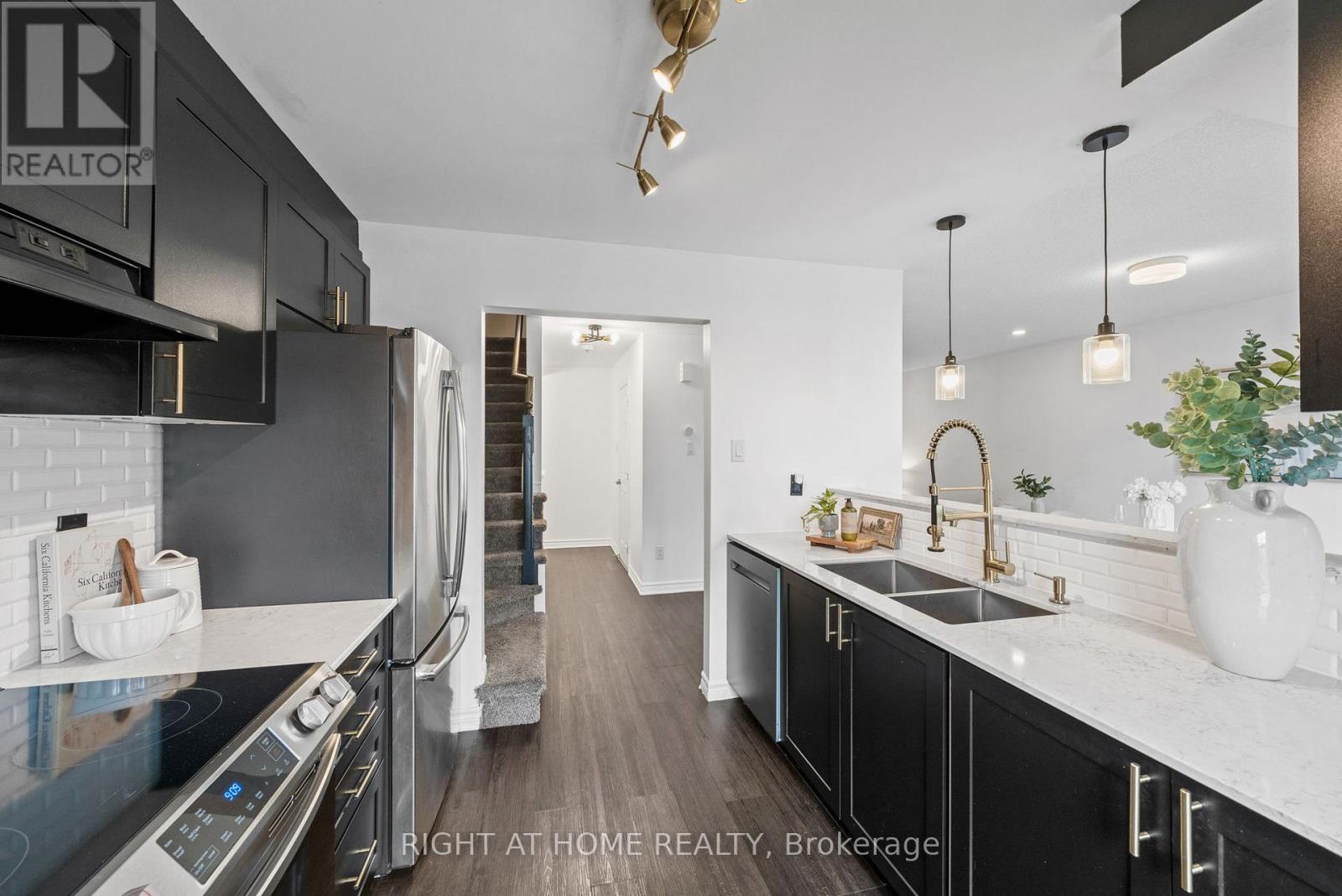 403 Gerardia Lane, Ottawa, Ontario  K4A 1C7 - Photo 9 - X13577928