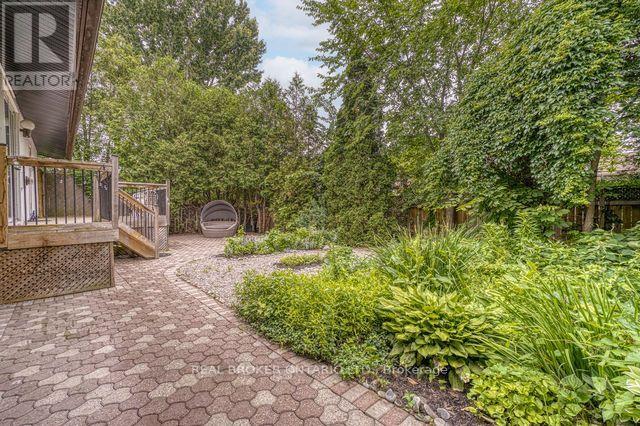 2021 Woodglen Crescent, Ottawa, Ontario  K1J 6G6 - Photo 31 - X13578012