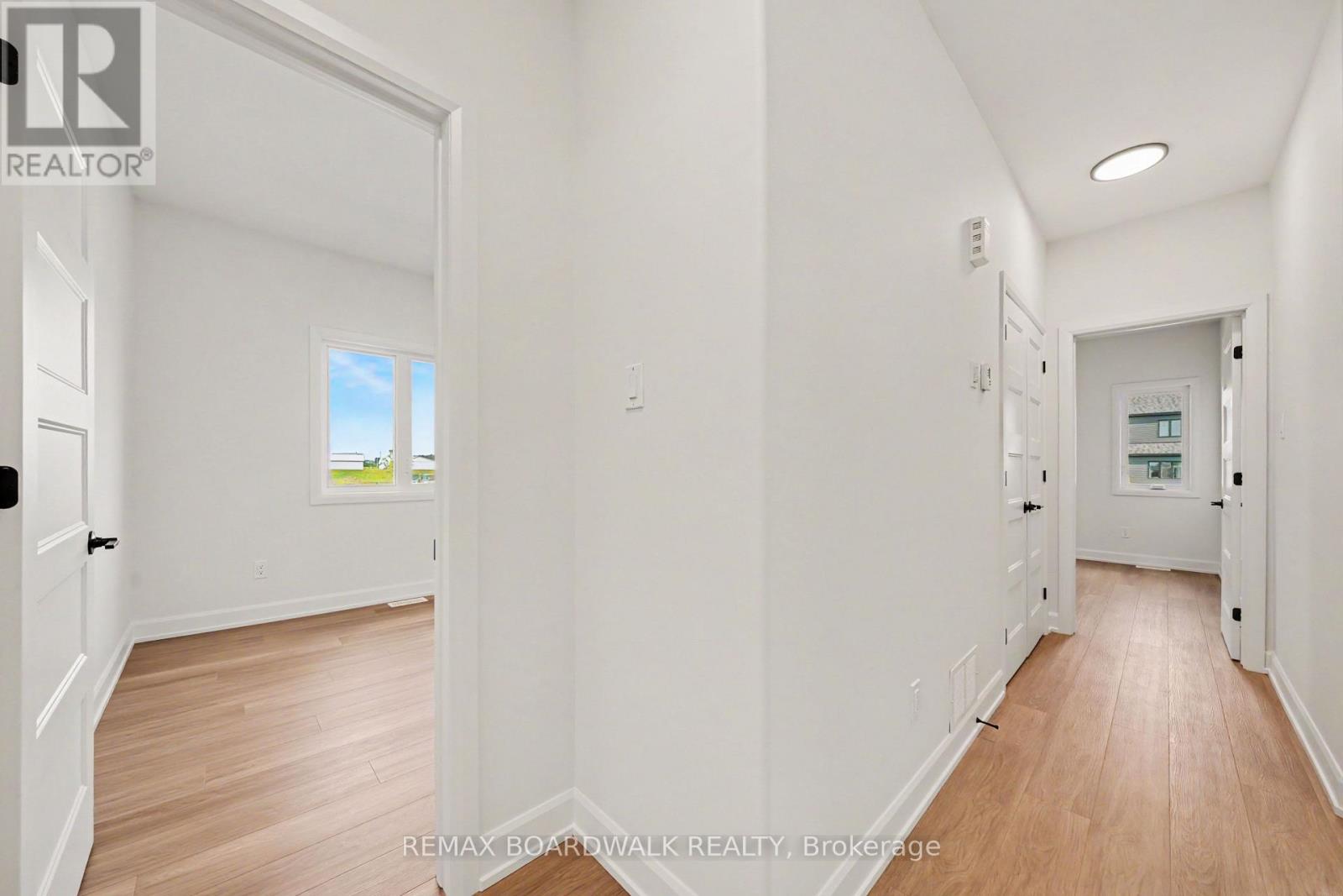 107 Dove House Gardens, Russell, Ontario  K4R 1E5 - Photo 10 - X13578040