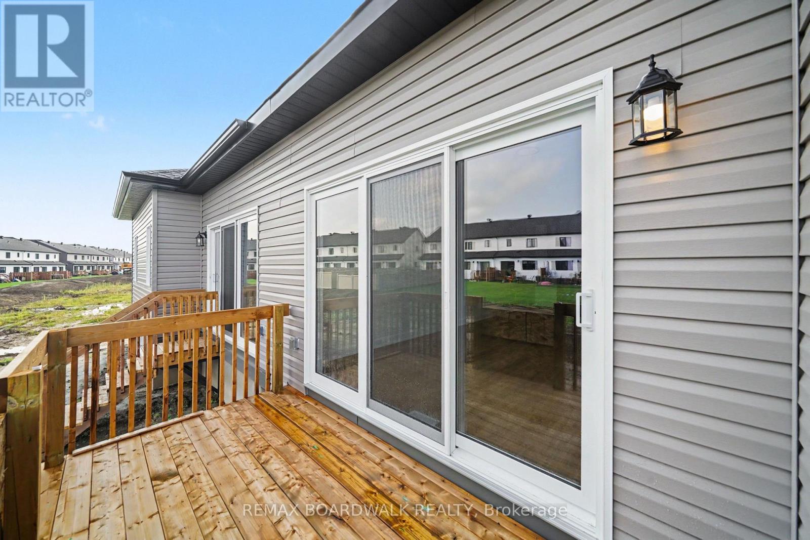 107 Dove House Gardens, Russell, Ontario  K4R 1E5 - Photo 18 - X13578040