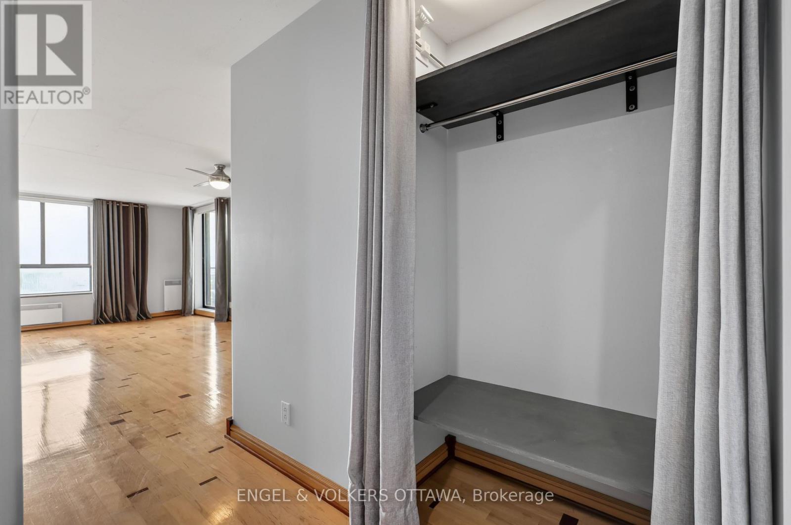 1007 - 475 Laurier Avenue W, Ottawa, Ontario  K1R 7X1 - Photo 5 - X13578082