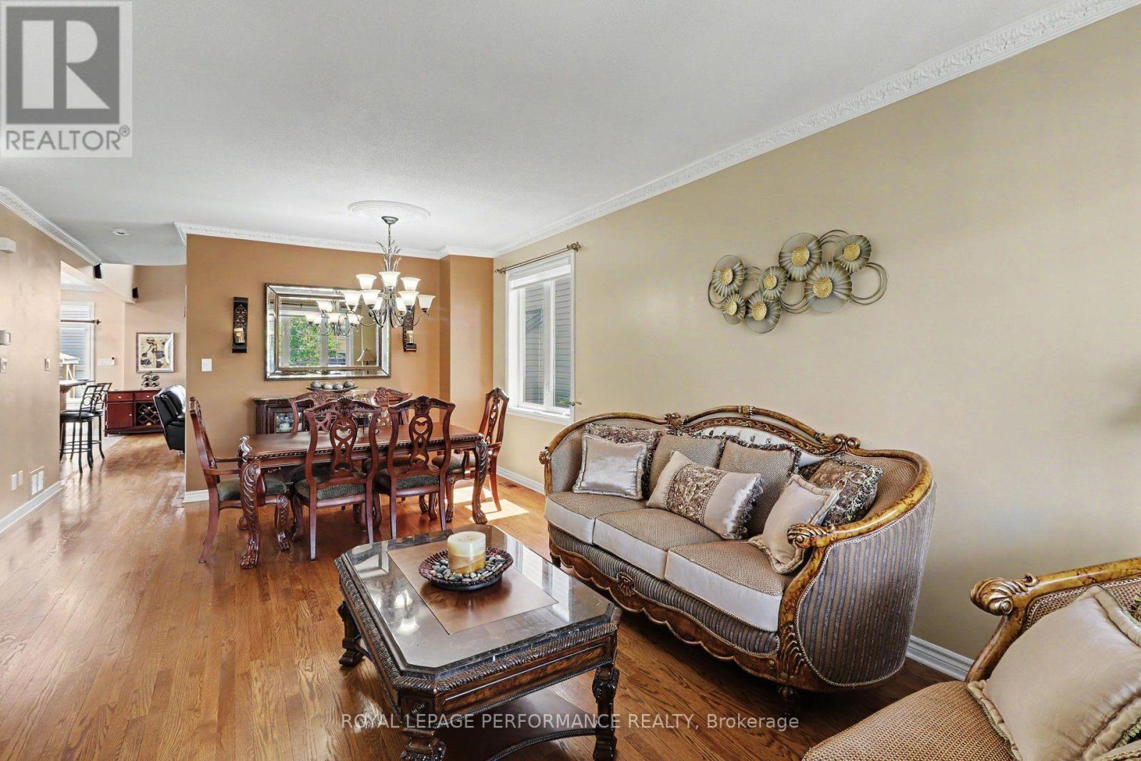 119 Felicity Crescent, Ottawa, Ontario  K1W 0C3 - Photo 3 - X13578106
