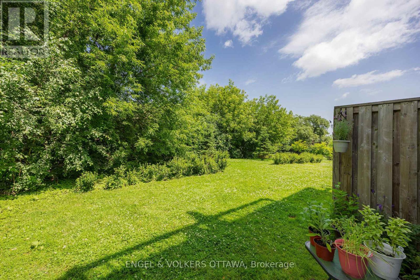 B - 35 Robinson Avenue, Ottawa, Ontario  K1N 8N8 - Photo 18 - X13578428