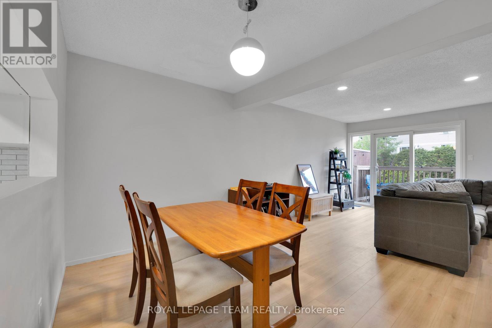 282 Dalehurst Drive, Ottawa, Ontario  K2G 4J5 - Photo 9 - X13578480