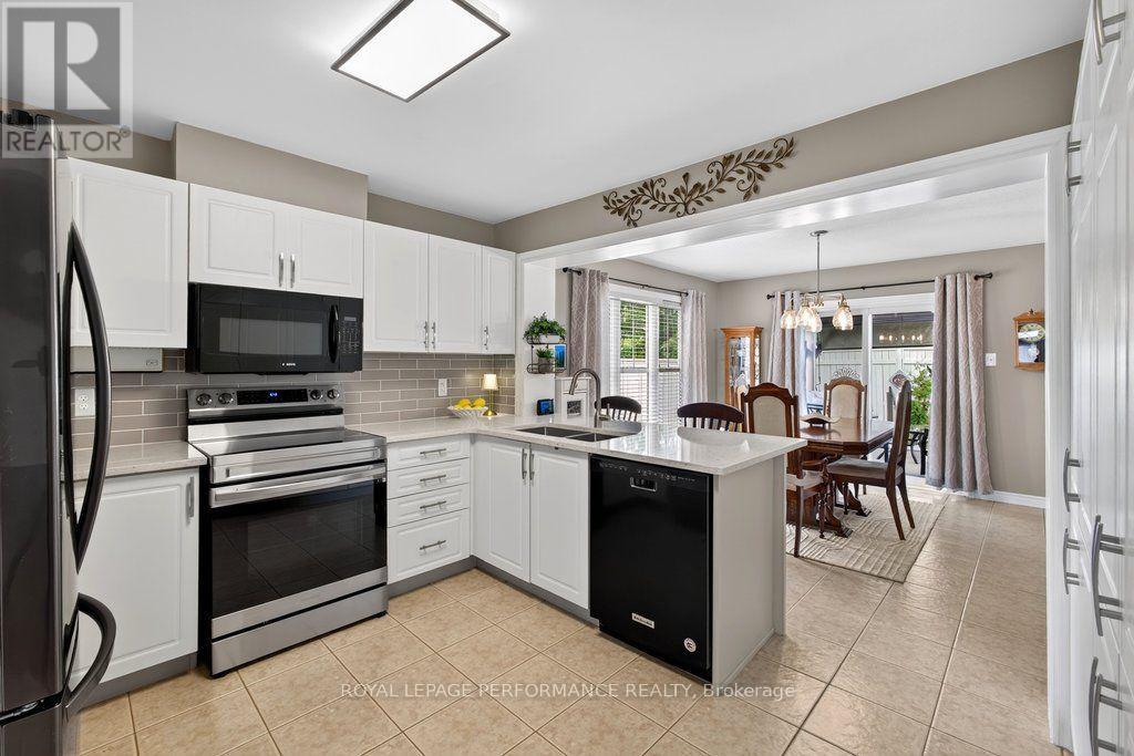 2423 Regatta Avenue, Ottawa, Ontario  K2J 0T7 - Photo 11 - X13578646