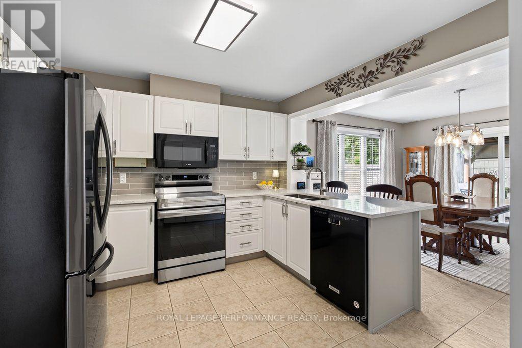 2423 Regatta Avenue, Ottawa, Ontario  K2J 0T7 - Photo 12 - X13578646