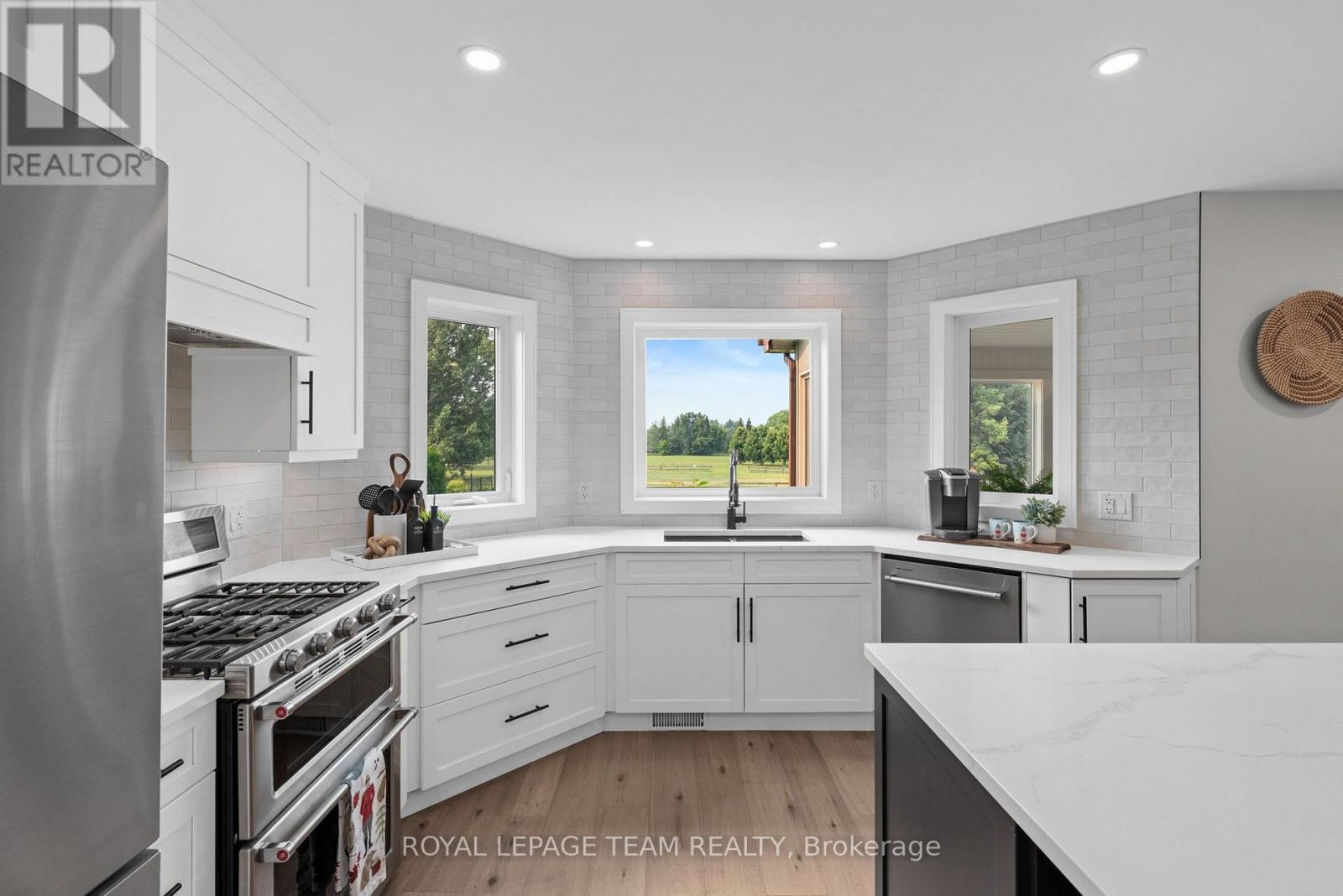 1095 Bravar Drive, Ottawa, Ontario  K4M 1G2 - Photo 10 - X13578684