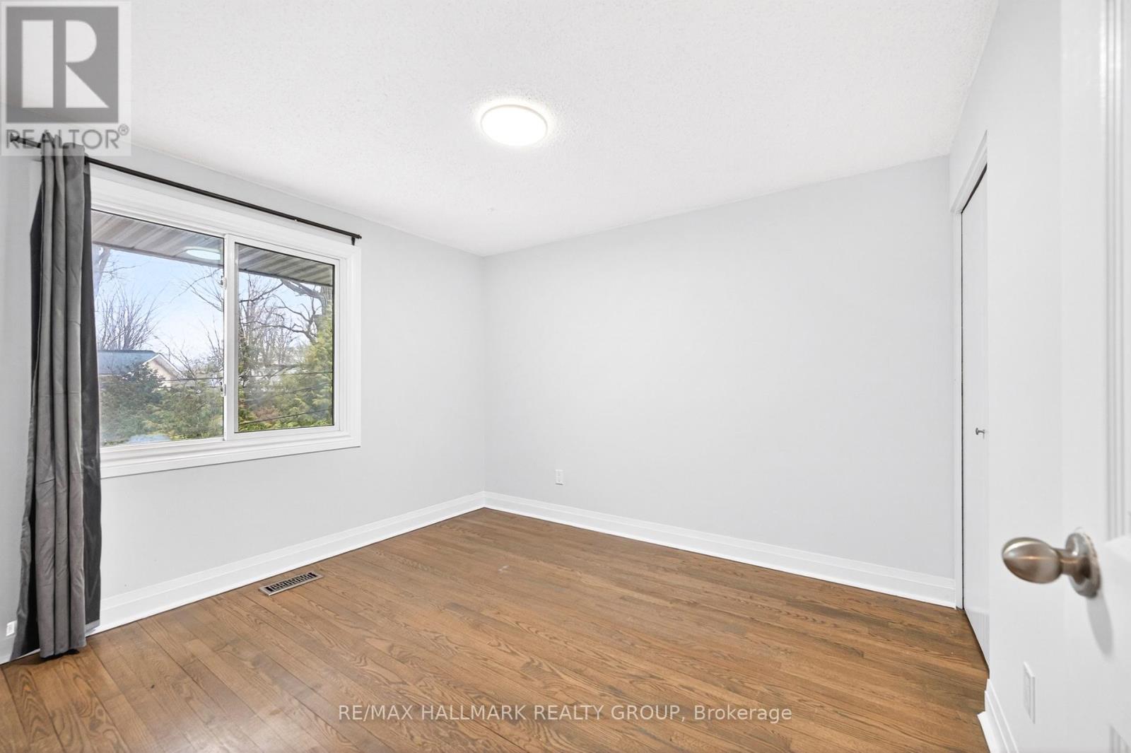 1930 Southampton Court, Ottawa, Ontario  K2C 0W4 - Photo 23 - X13578850