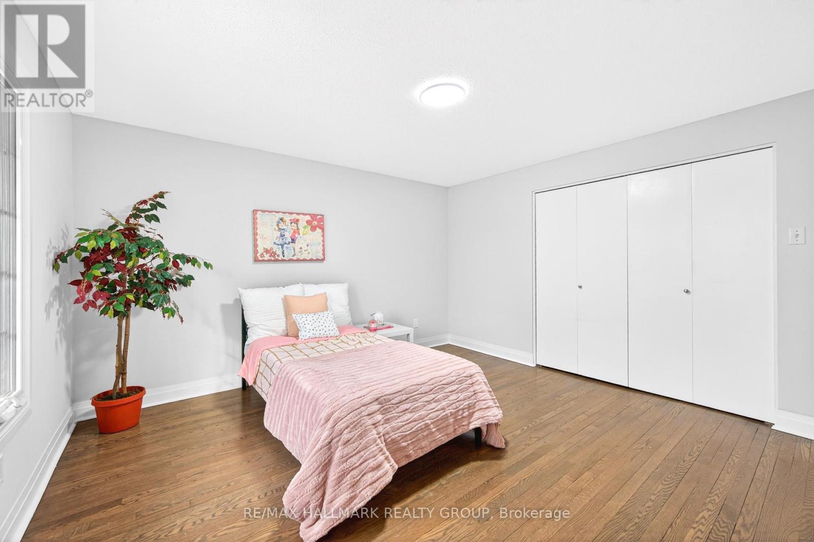1930 Southampton Court, Ottawa, Ontario  K2C 0W4 - Photo 27 - X13578850