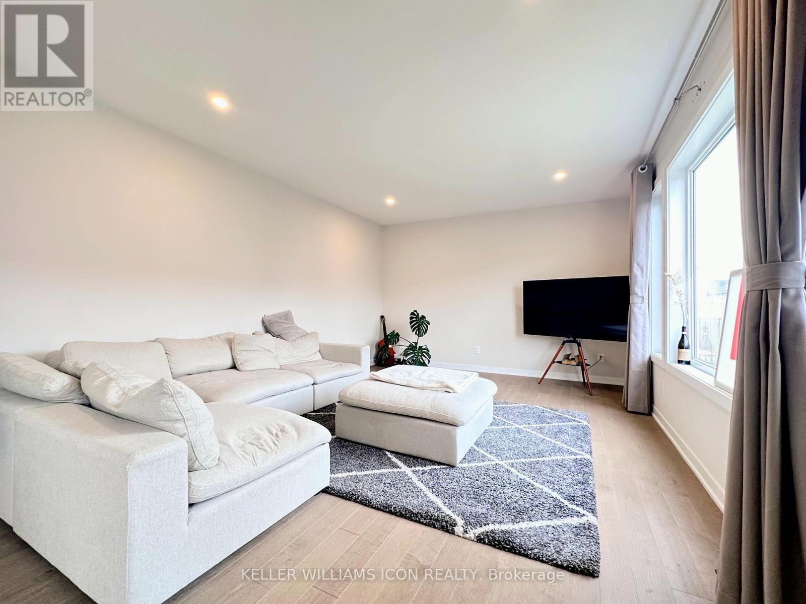 765 Eminence Street, Ottawa, Ontario  K2J 6X6 - Photo 9 - X13579006