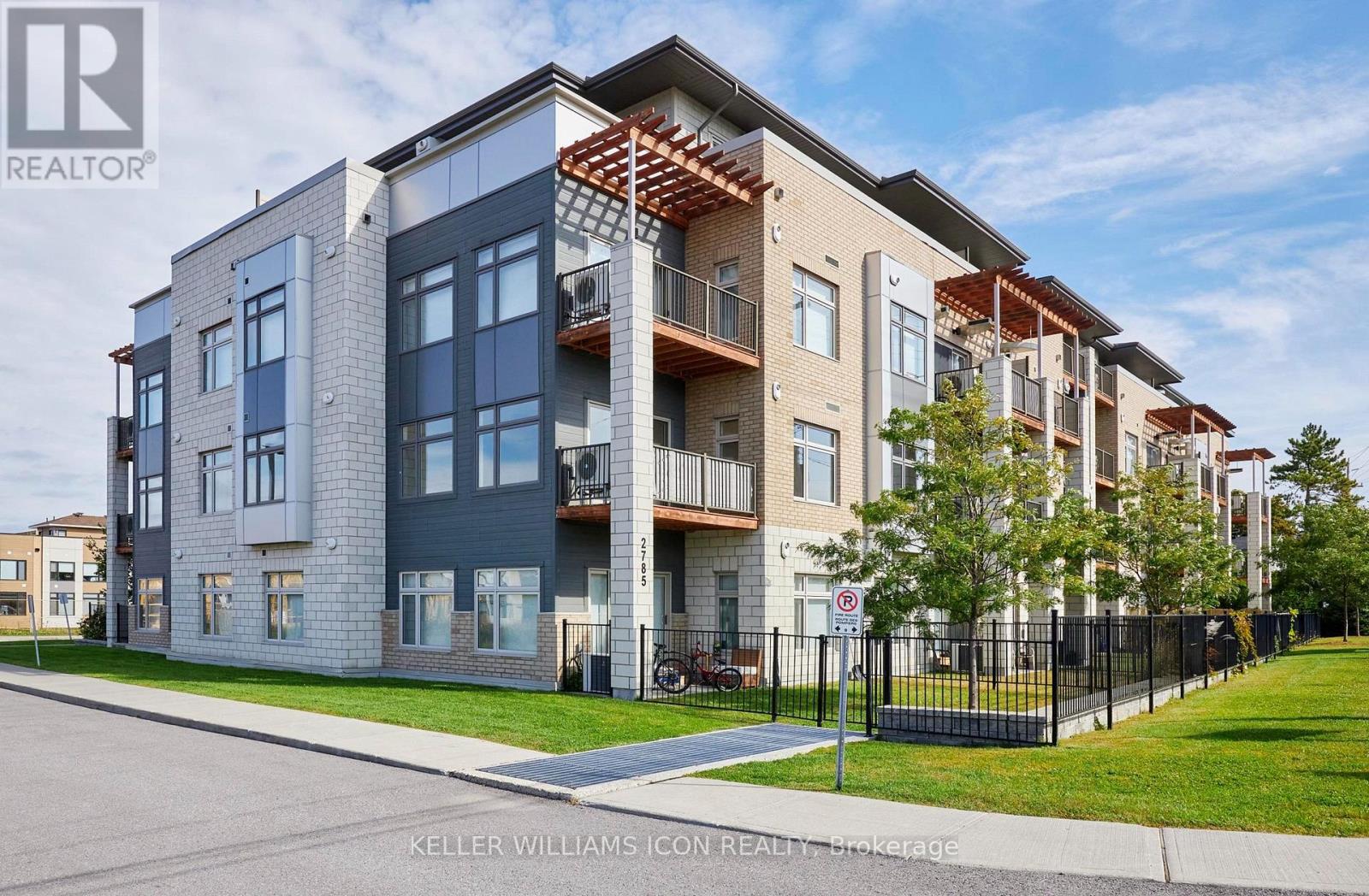 313 - 2785 Baseline Road, Ottawa, Ontario  K2H 0B7 - Photo 1 - X13579166