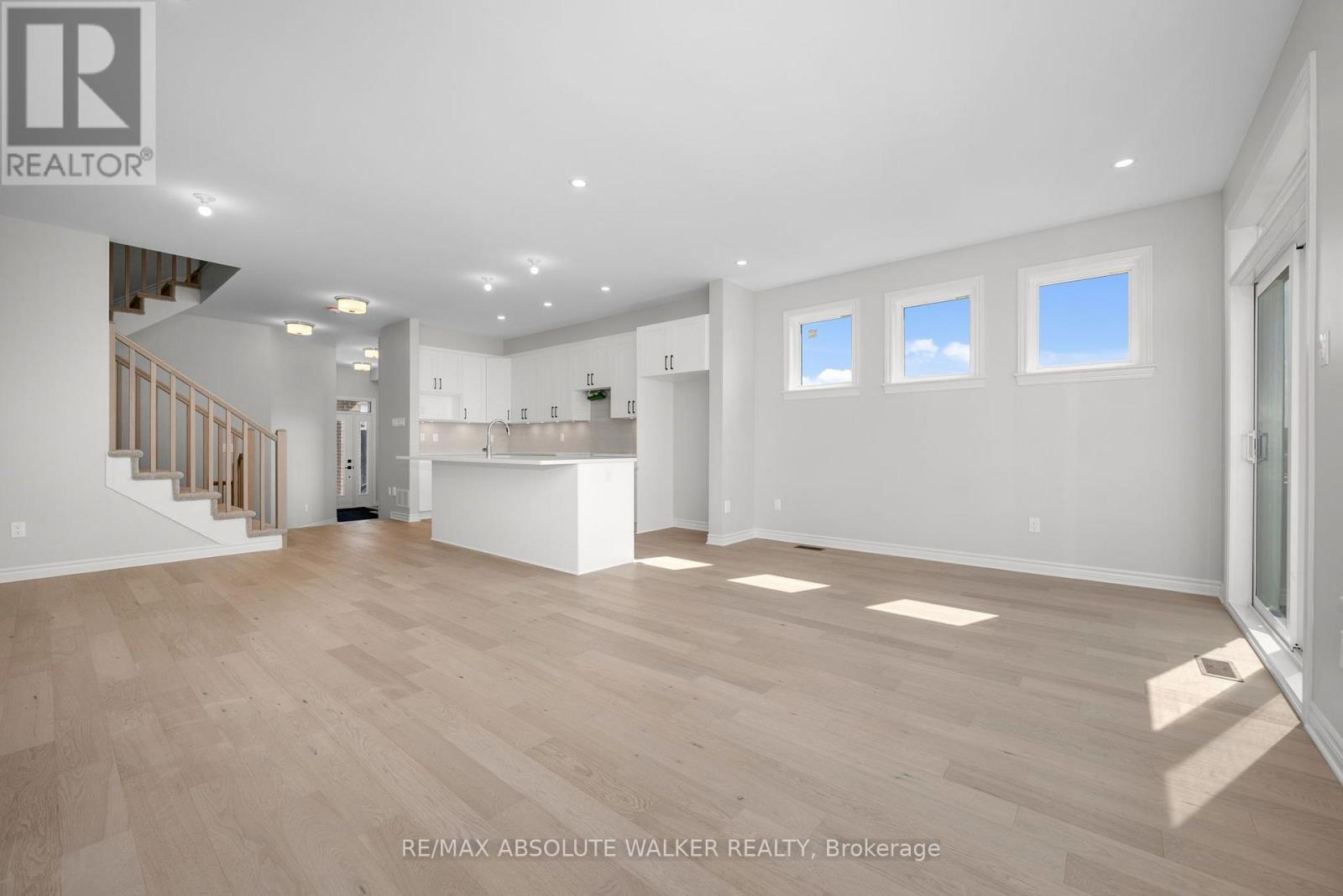 181 Kerala Place, Ottawa, Ontario  K1T 0Z3 - Photo 12 - X13579250