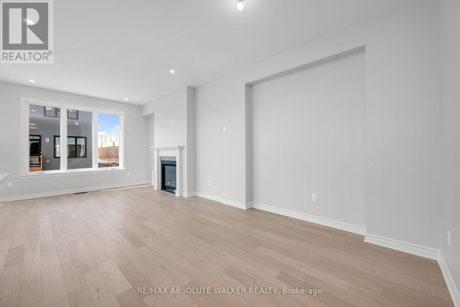 181 Kerala Place, Ottawa, Ontario  K1T 0Z3 - Photo 7 - X13579250