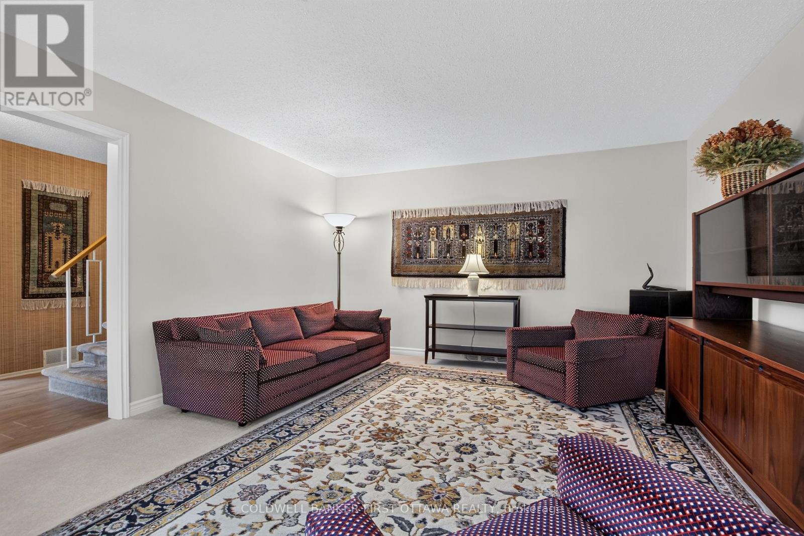 6 Cosburn Avenue, Ottawa, Ontario  K2H 8A1 - Photo 14 - X13579352