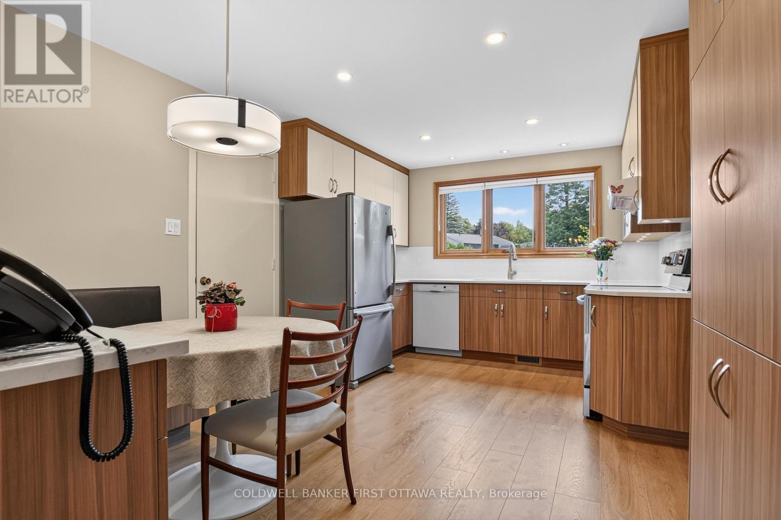 6 Cosburn Avenue, Ottawa, Ontario  K2H 8A1 - Photo 17 - X13579352