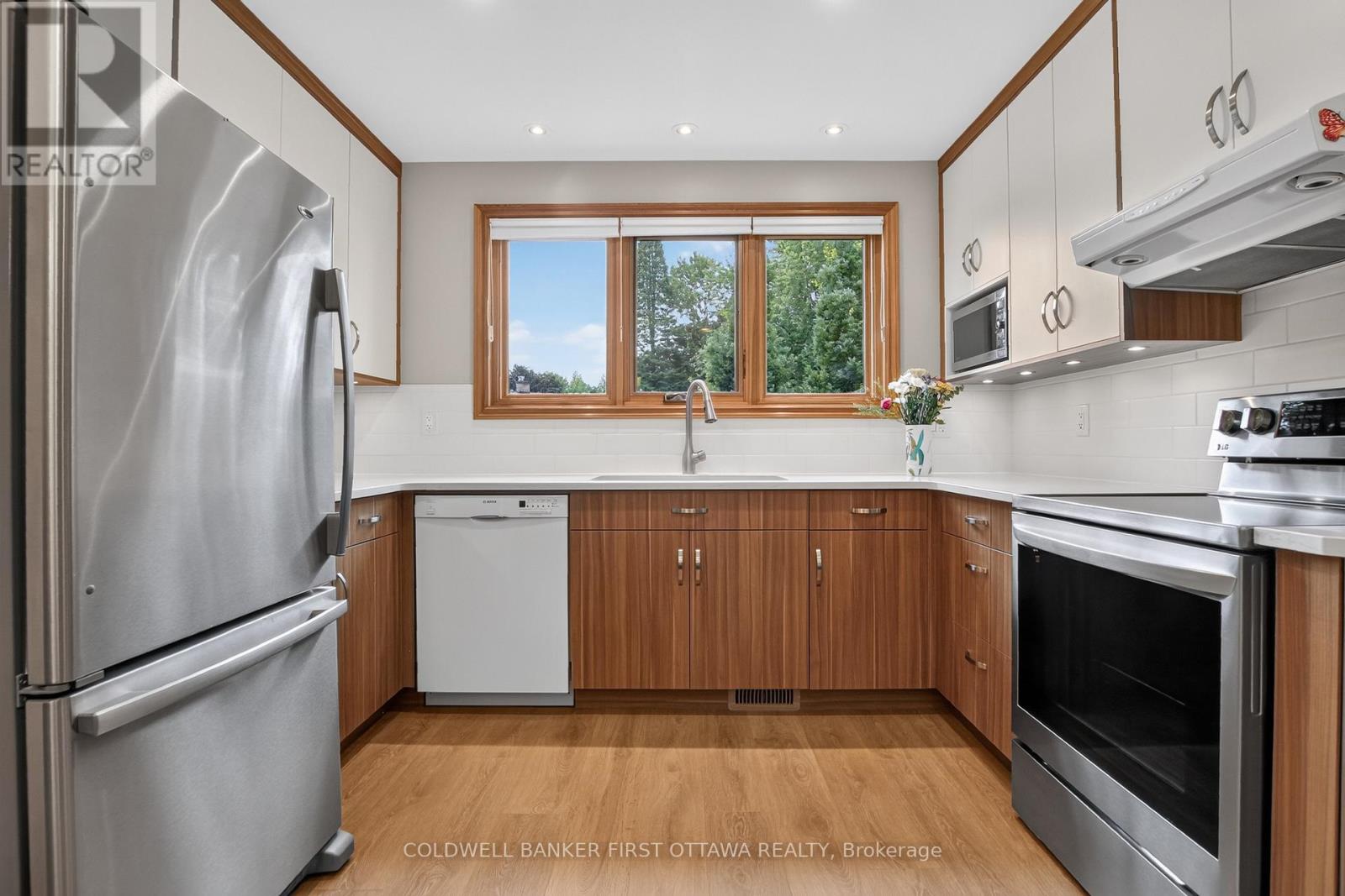 6 Cosburn Avenue, Ottawa, Ontario  K2H 8A1 - Photo 21 - X13579352