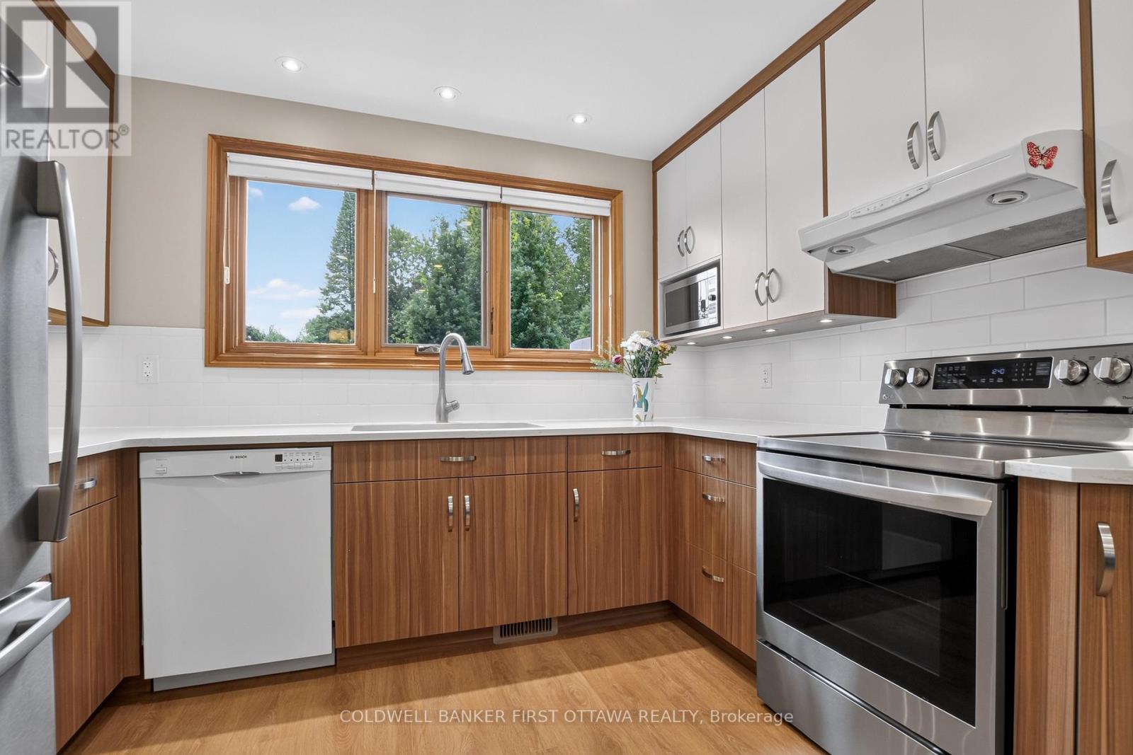 6 Cosburn Avenue, Ottawa, Ontario  K2H 8A1 - Photo 22 - X13579352