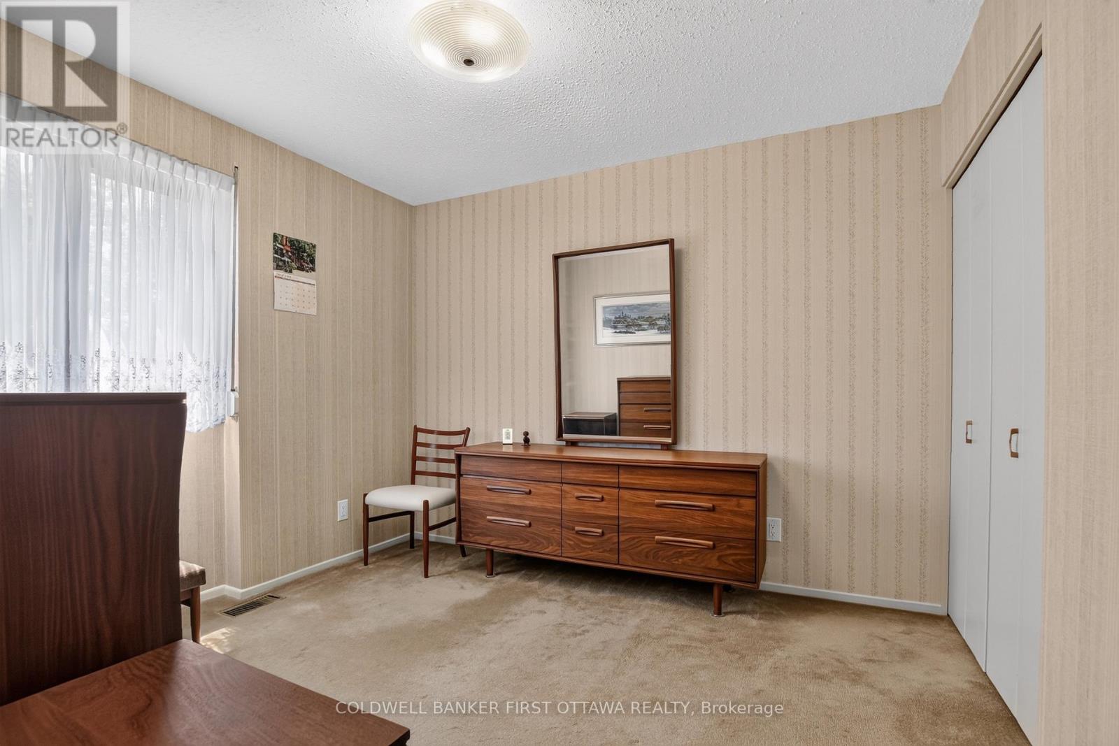 6 Cosburn Avenue, Ottawa, Ontario  K2H 8A1 - Photo 29 - X13579352