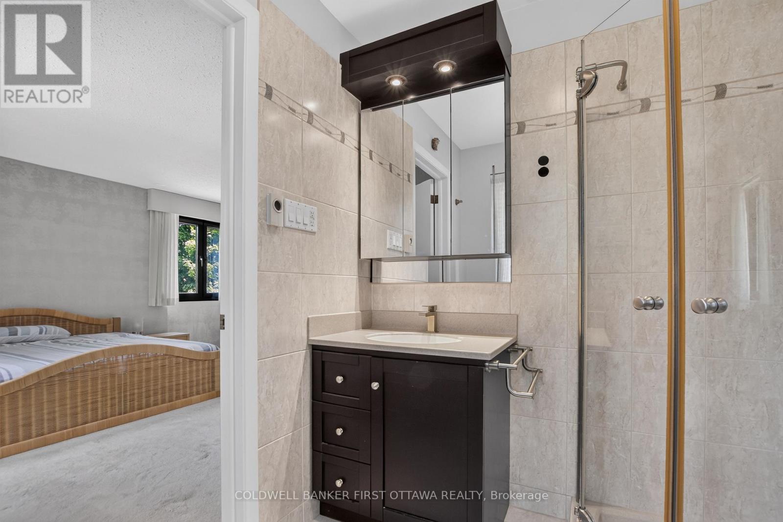 6 Cosburn Avenue, Ottawa, Ontario  K2H 8A1 - Photo 40 - X13579352