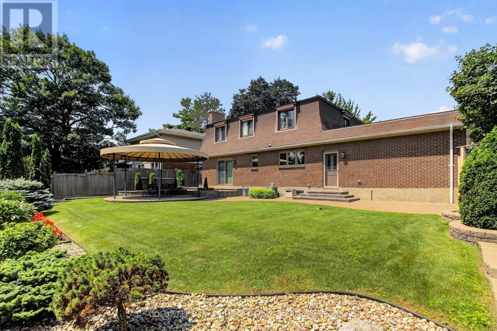 6 Cosburn Avenue, Ottawa, Ontario  K2H 8A1 - Photo 43 - X13579352