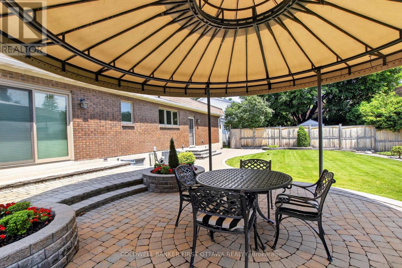 6 Cosburn Avenue, Ottawa, Ontario  K2H 8A1 - Photo 46 - X13579352