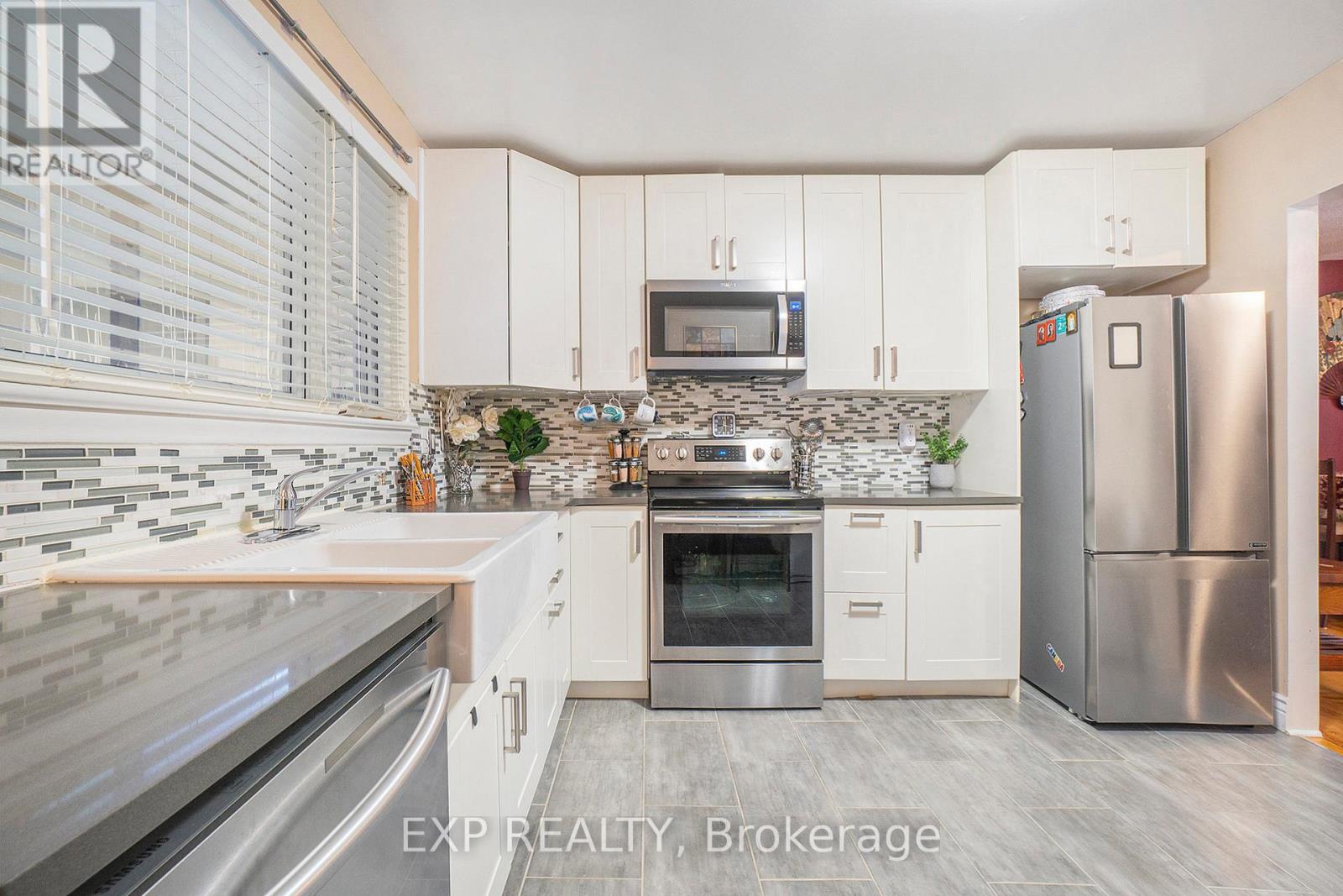 2024 Othello Avenue, Ottawa, Ontario  K1G 2A6 - Photo 10 - X13579758