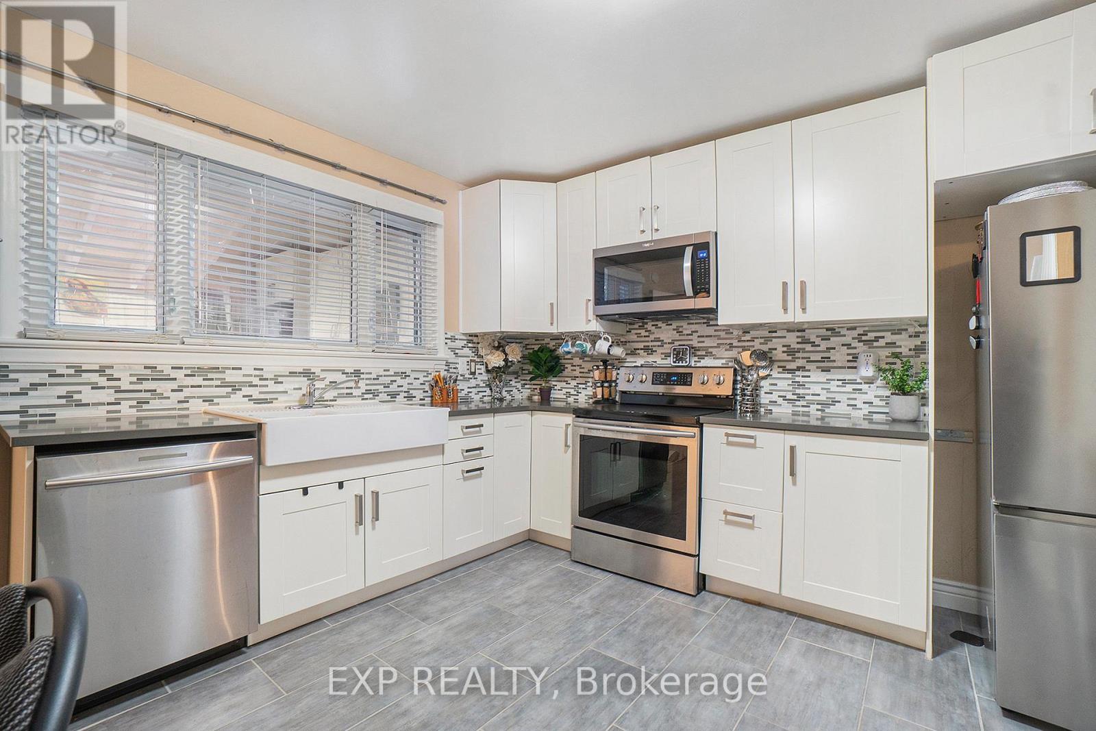 2024 Othello Avenue, Ottawa, Ontario  K1G 2A6 - Photo 11 - X13579758