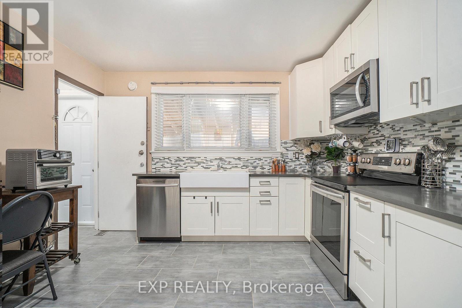 2024 Othello Avenue, Ottawa, Ontario  K1G 2A6 - Photo 12 - X13579758