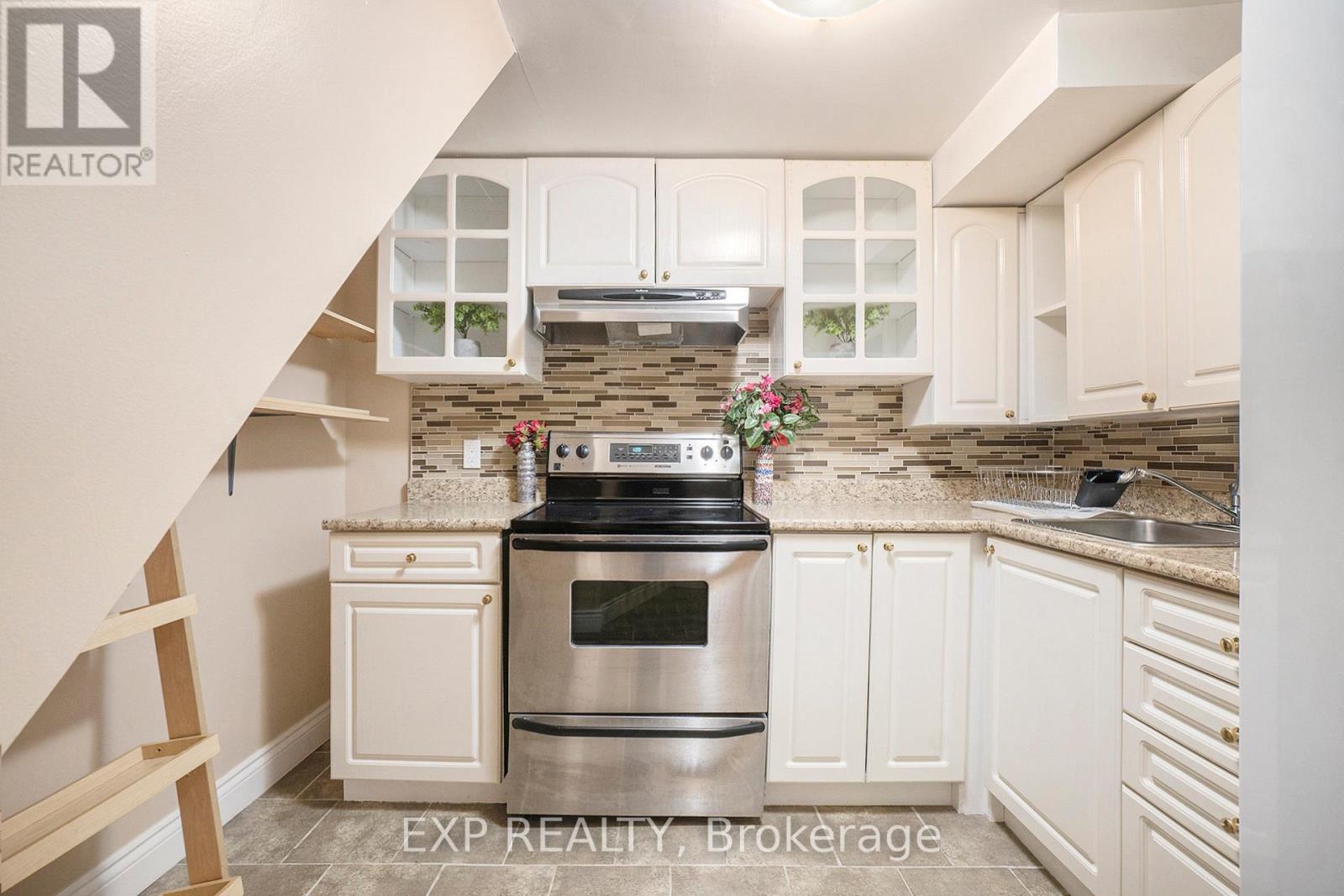 2024 Othello Avenue, Ottawa, Ontario  K1G 2A6 - Photo 17 - X13579758