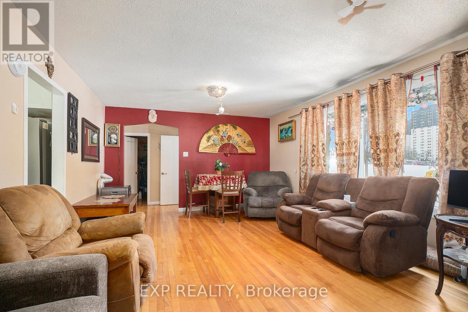 2024 Othello Avenue, Ottawa, Ontario  K1G 2A6 - Photo 7 - X13579758