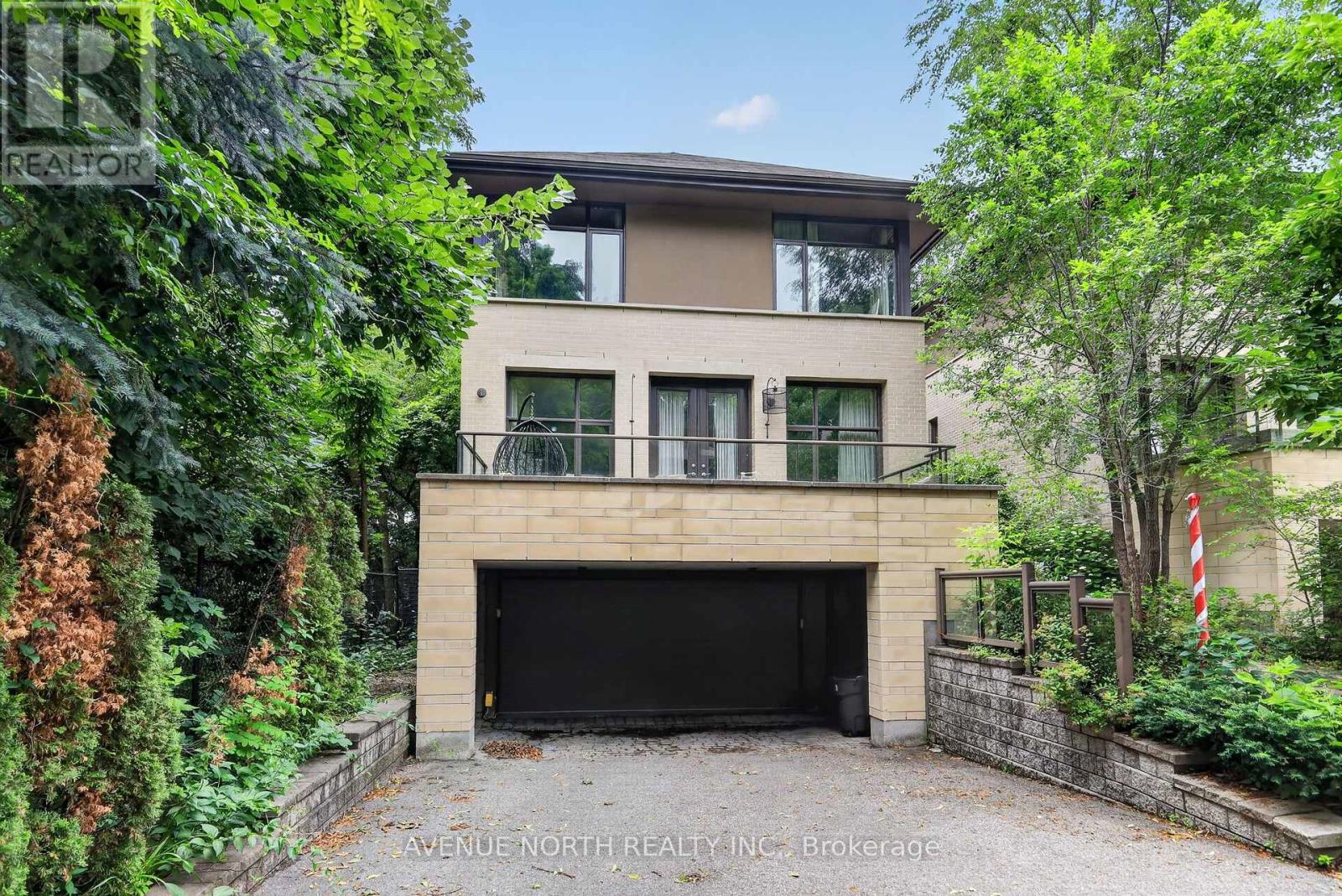 104 Black Maple Private, Ottawa, Ontario  K1M 0T7 - Photo 1 - X13579818