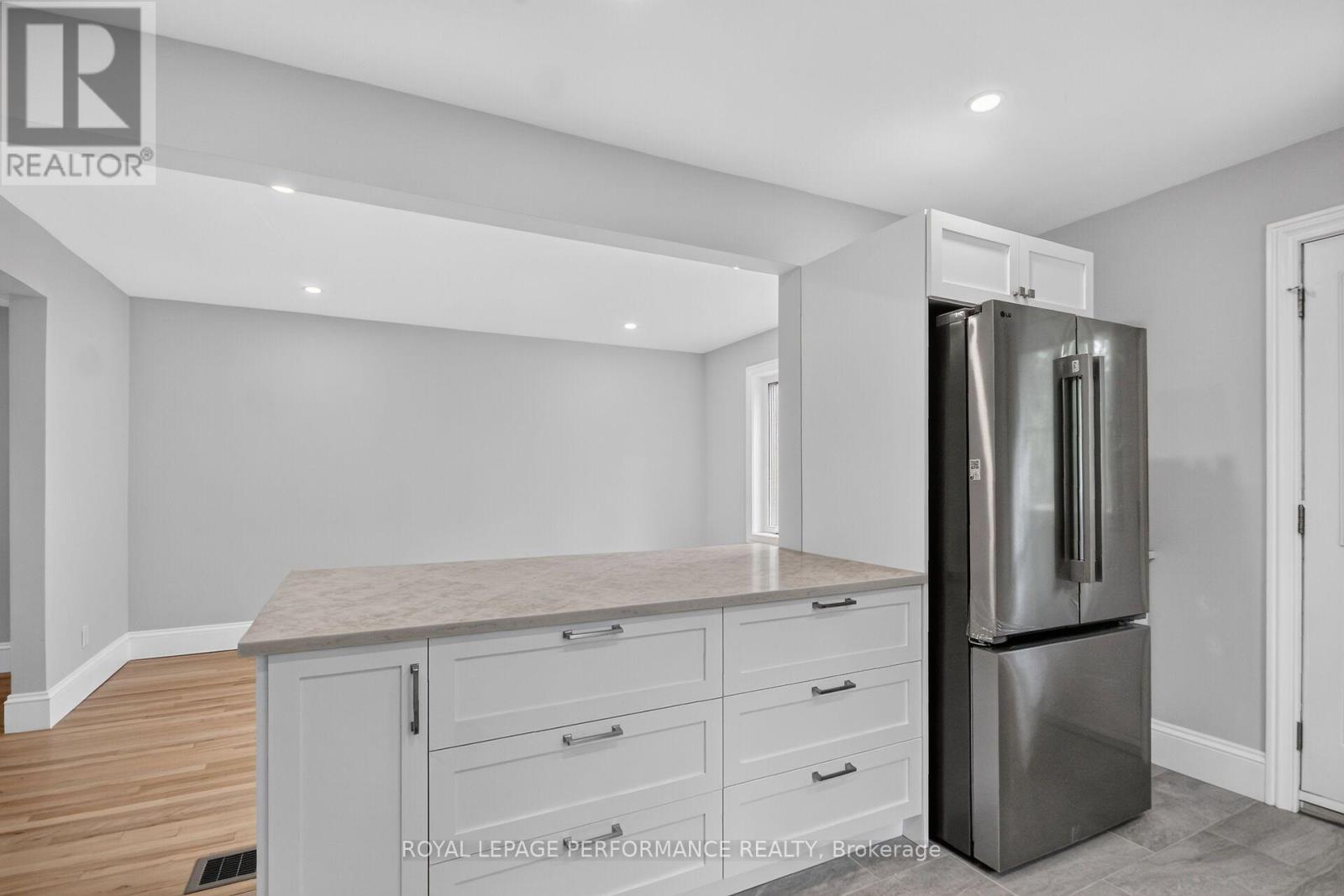 1104 Aldea Avenue, Ottawa, Ontario  K1H 8C2 - Photo 11 - X13579892