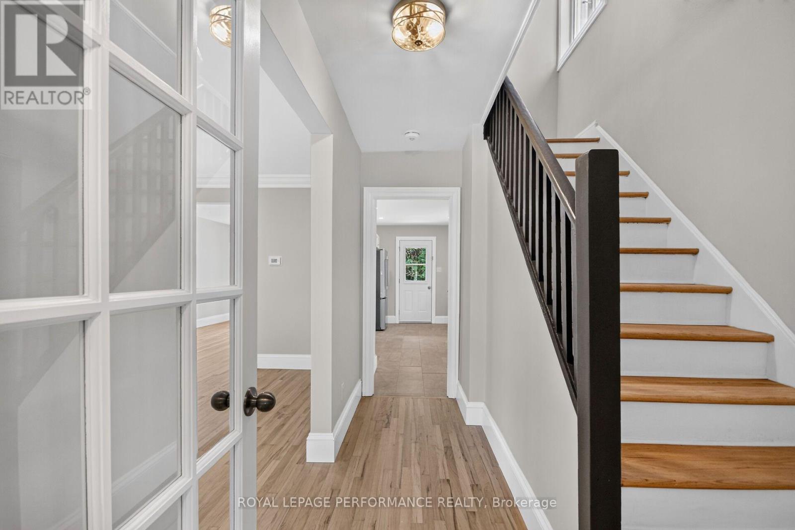 1104 Aldea Avenue, Ottawa, Ontario  K1H 8C2 - Photo 5 - X13579892