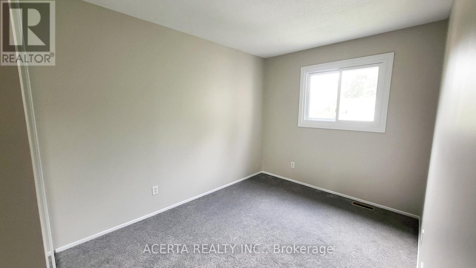 249 Teal Crescent, Ottawa, Ontario  K1E 2C3 - Photo 15 - X13580076